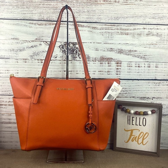 MICHAEL KORS CHARLOTTE ORANGE POPPY JET SET TOTE SHOULDER WORK BAG PURSE NWT - Picture 1 of 9